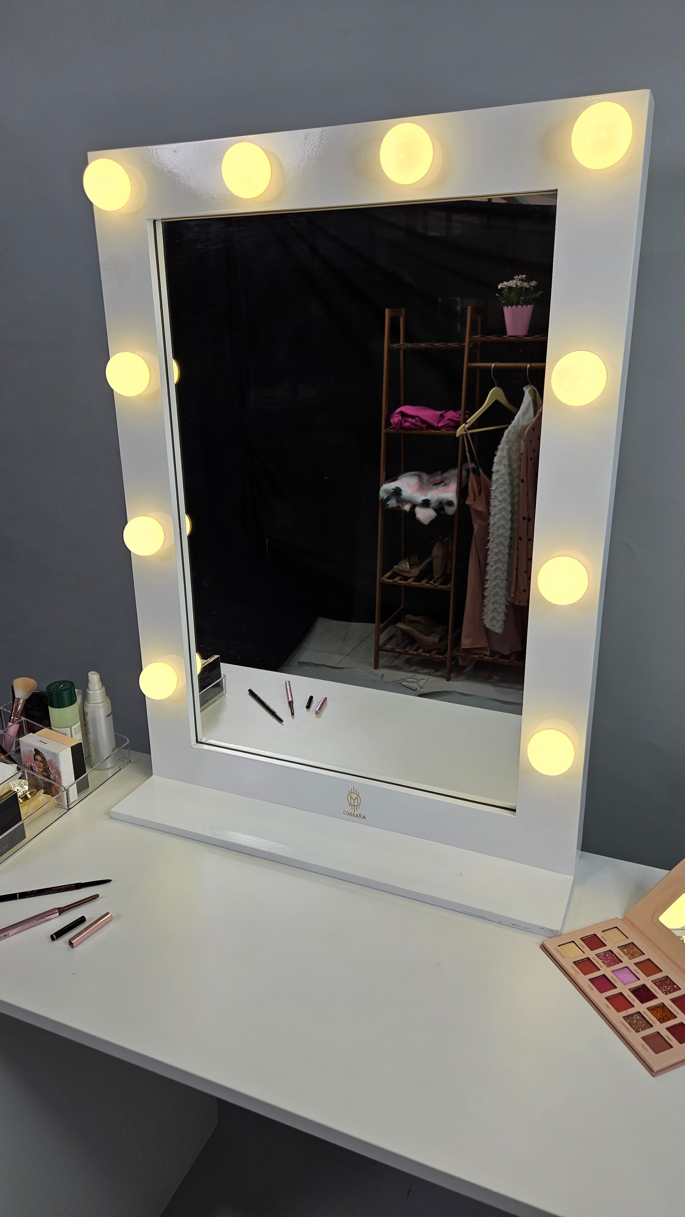 The Makeup Palette | Makeup Vanity Dressing Table