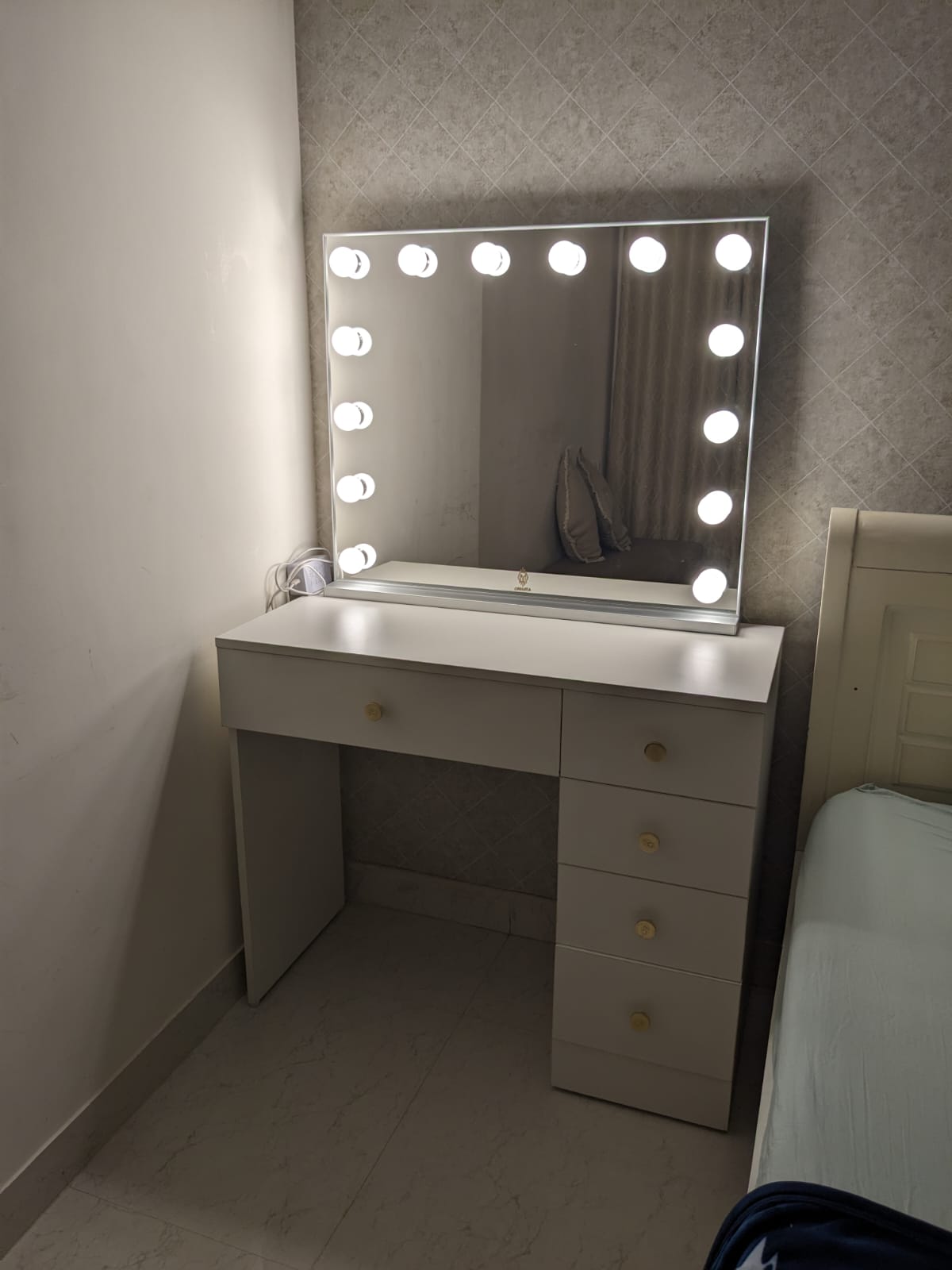 The Makeup Minka Vanity | Makeup Vanity Dressing Table