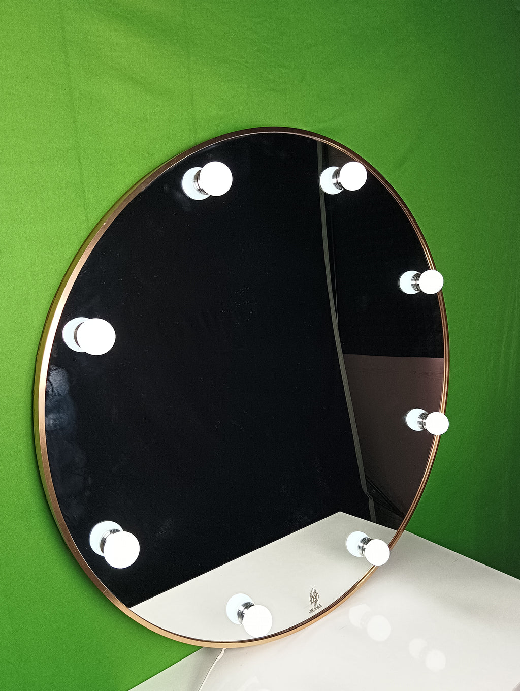 The Makeup Halo | Makeup Vanity with Light