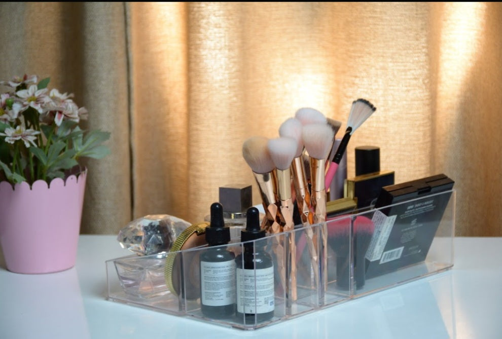 CLEAR SKIN CITY | MAKEUP ORGANISER