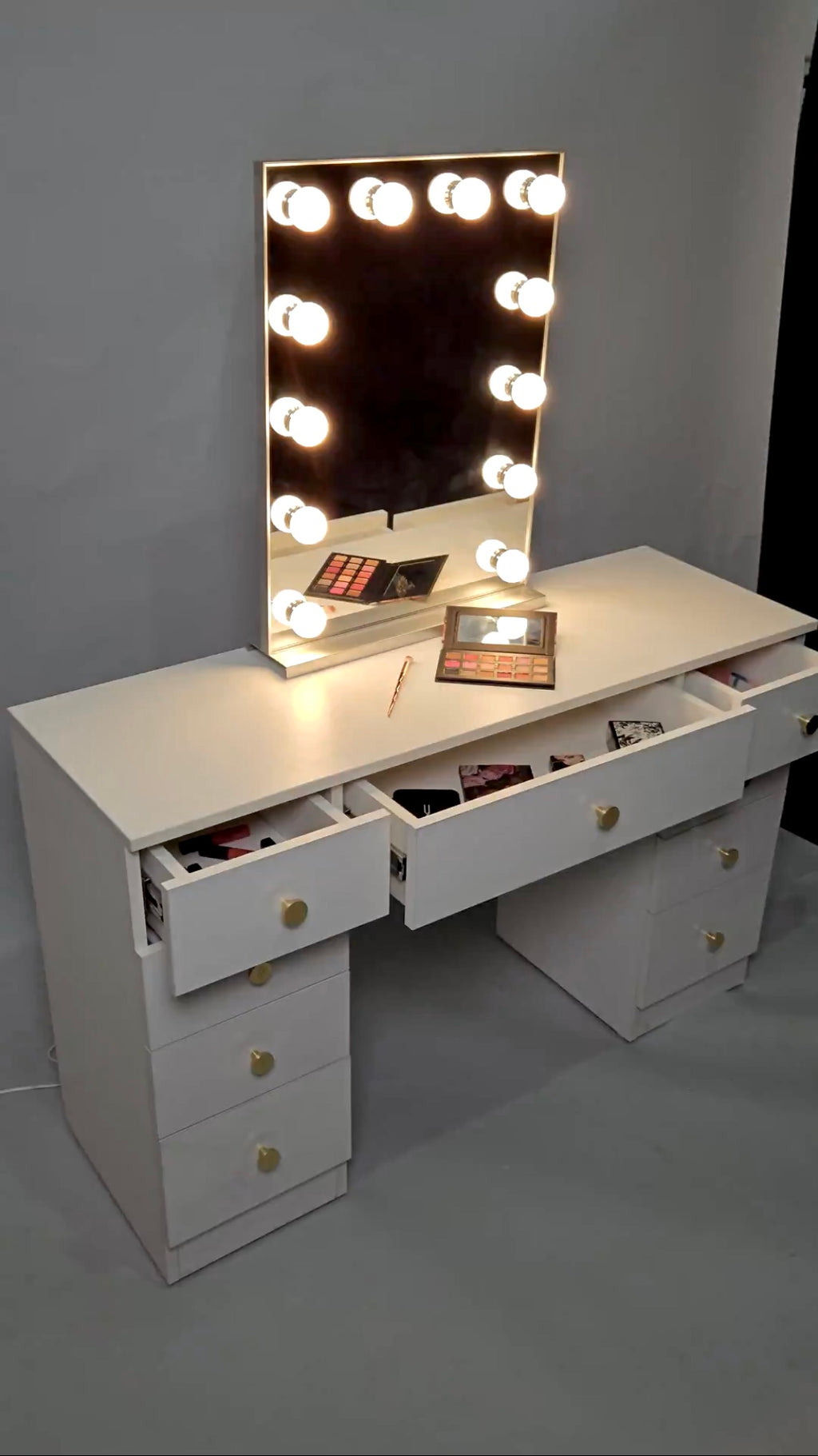 The Makeup Enclave Vanity | Makeup Vanity Dressing Table