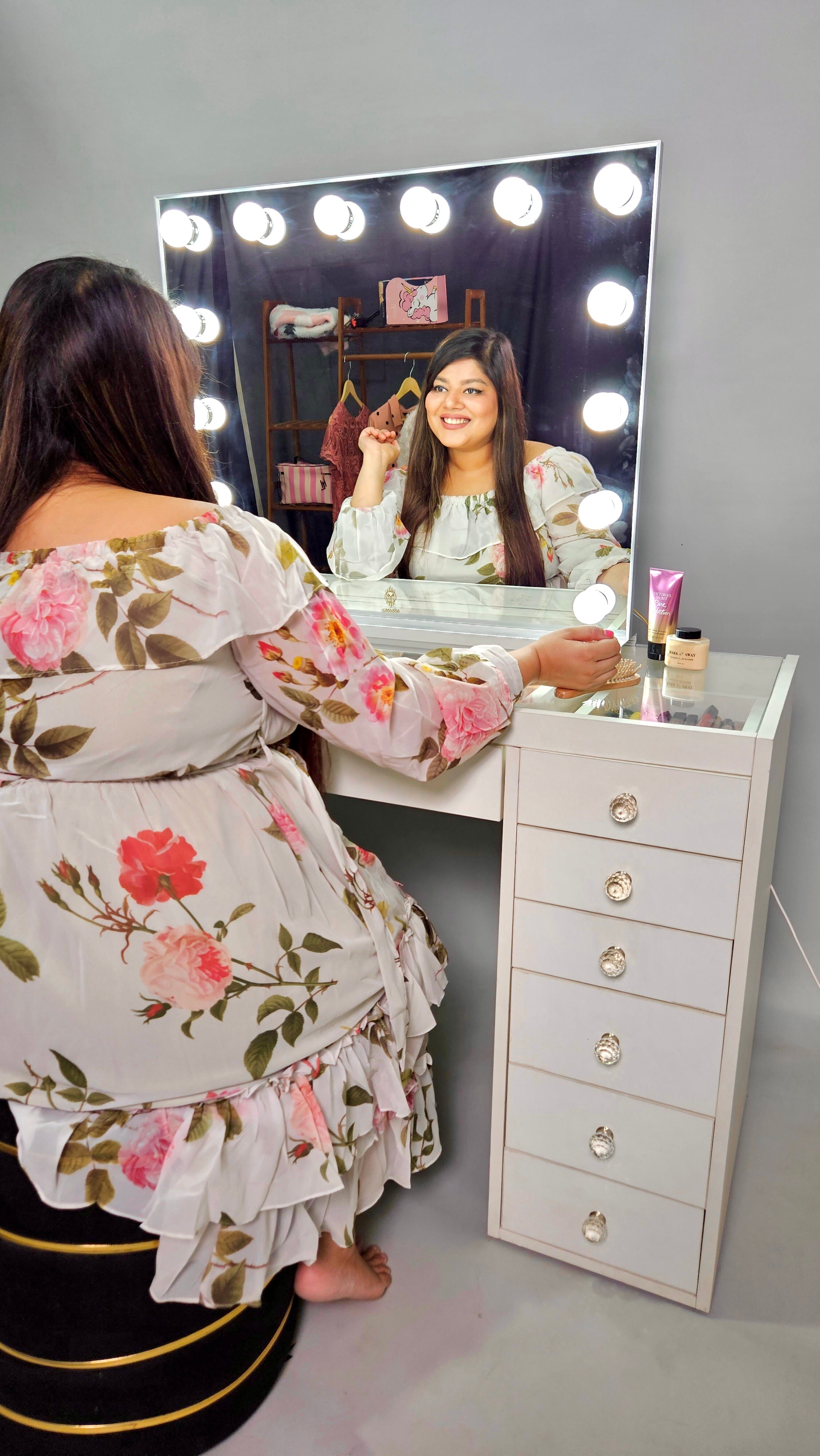 The Makeup Star Vanity | Makeup Vanity Dressing Table