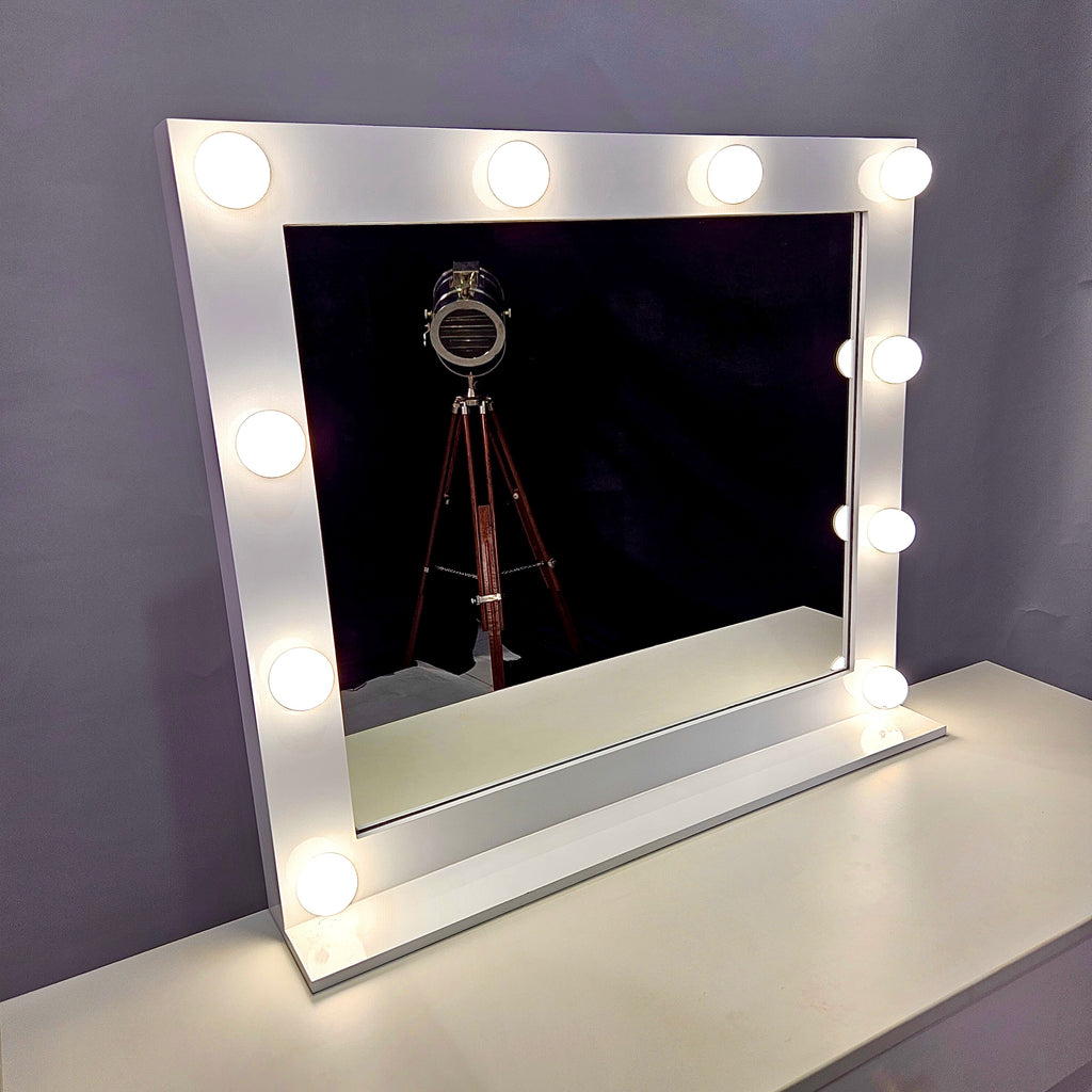 The Makeup Boutique | Makeup Vanity Dressing Table