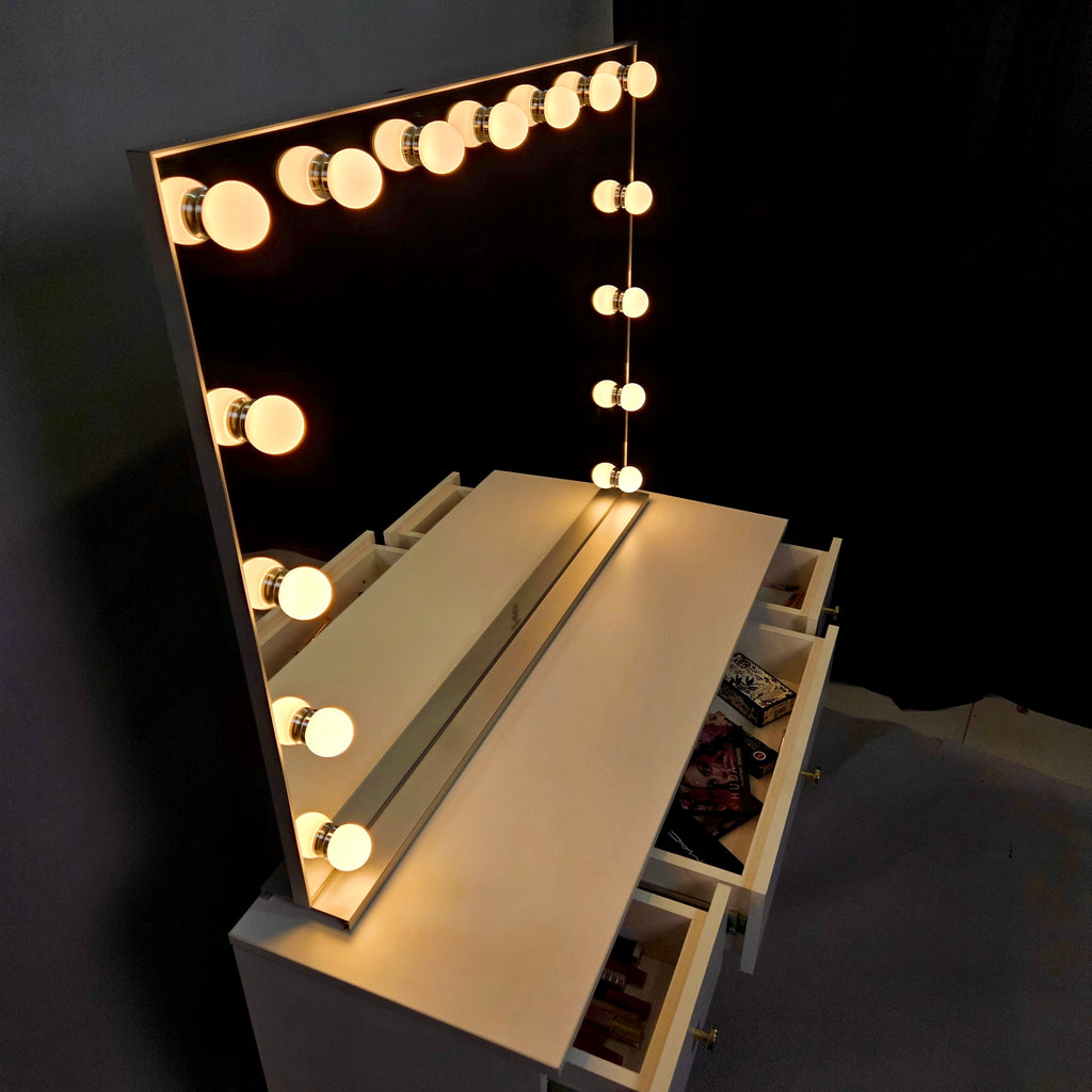 The Makeup Dreamland Vanity | Makeup Vanity Dressing Table