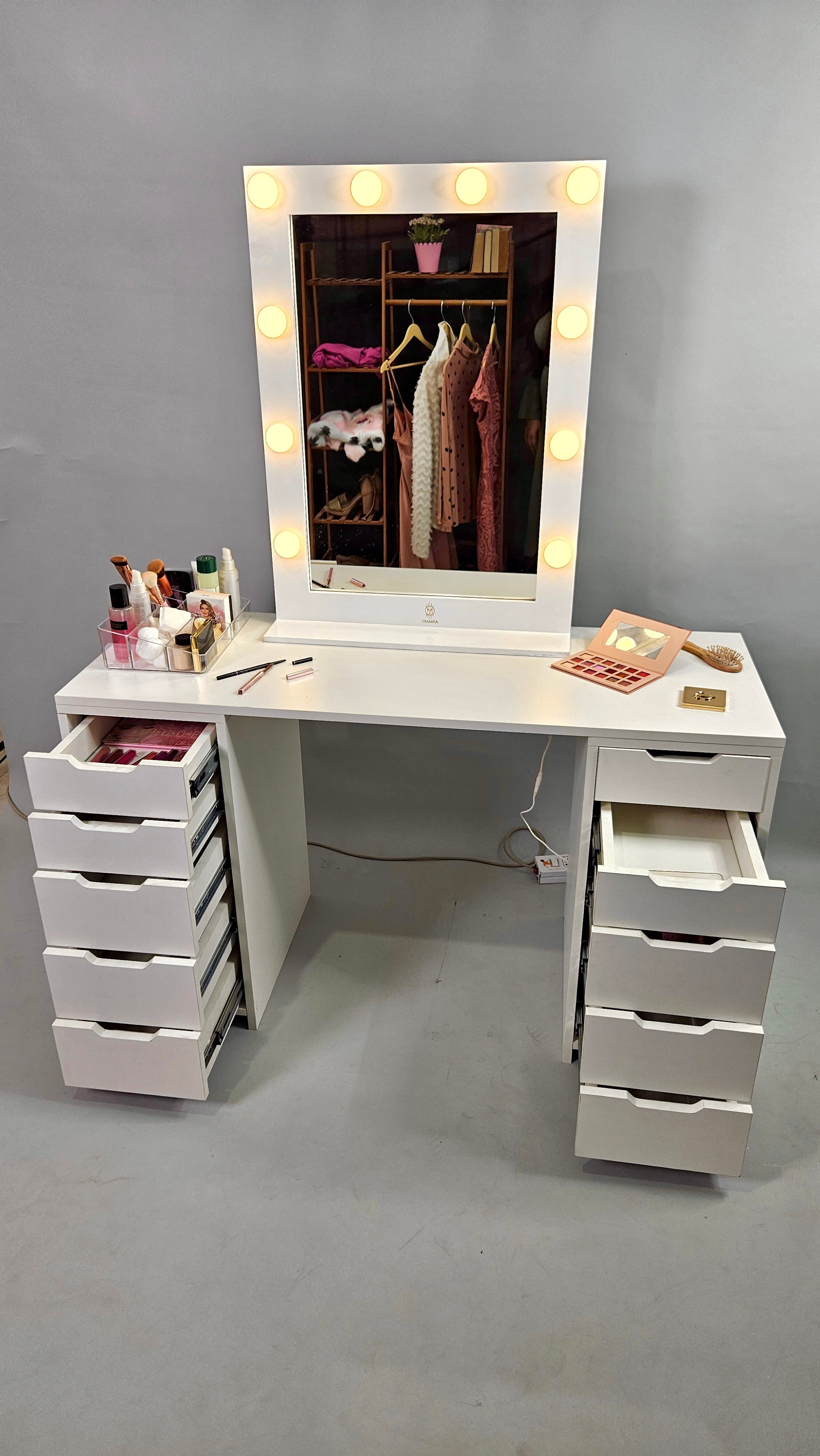 The Makeup Palette | Makeup Vanity Dressing Table