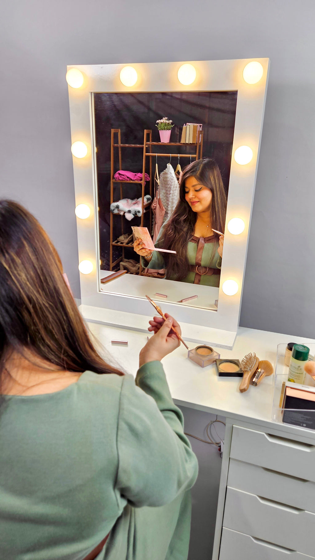 The Makeup Palette | Makeup Vanity Dressing Table