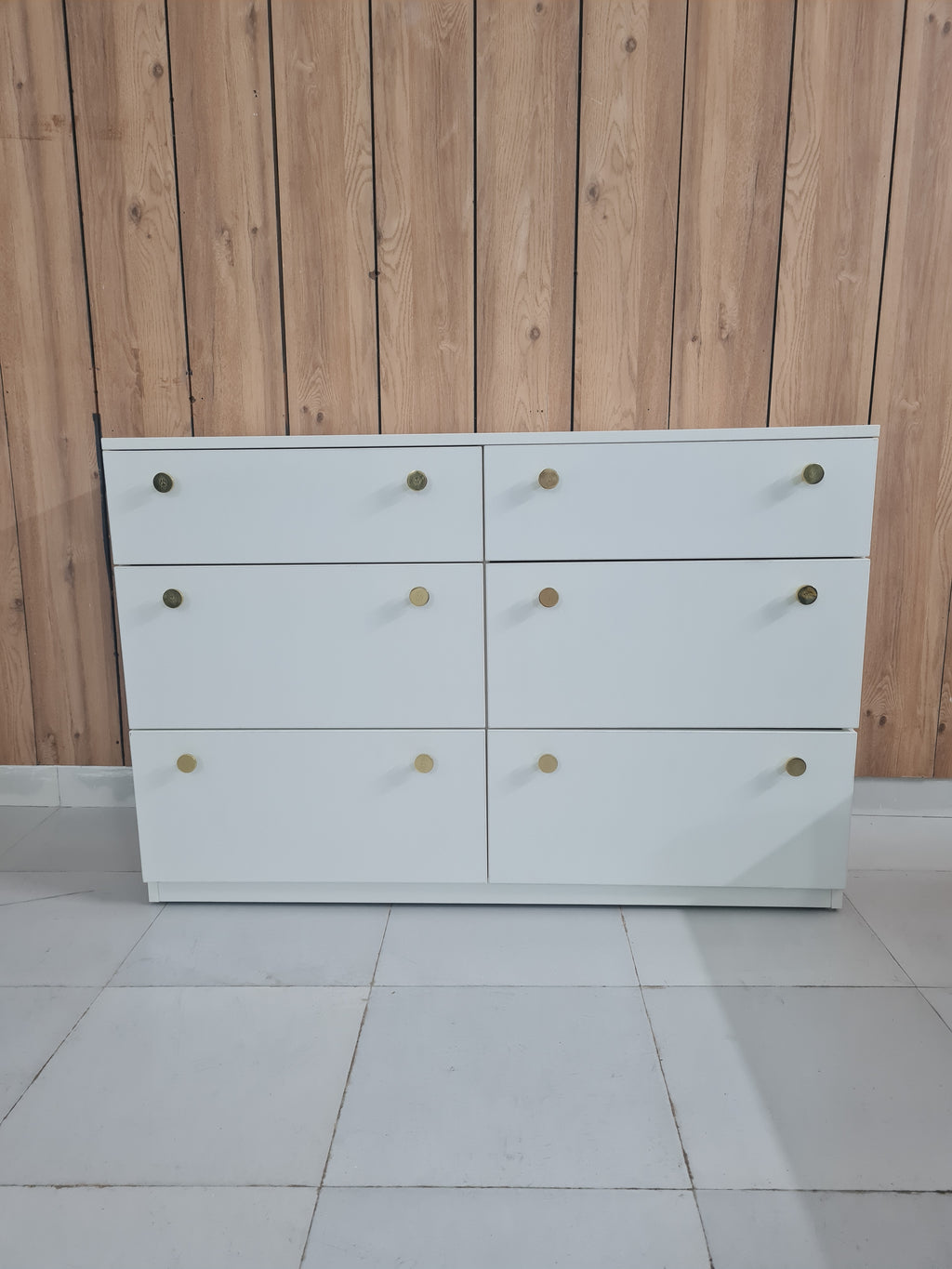 THE WIFEY CHESTER - Omaara