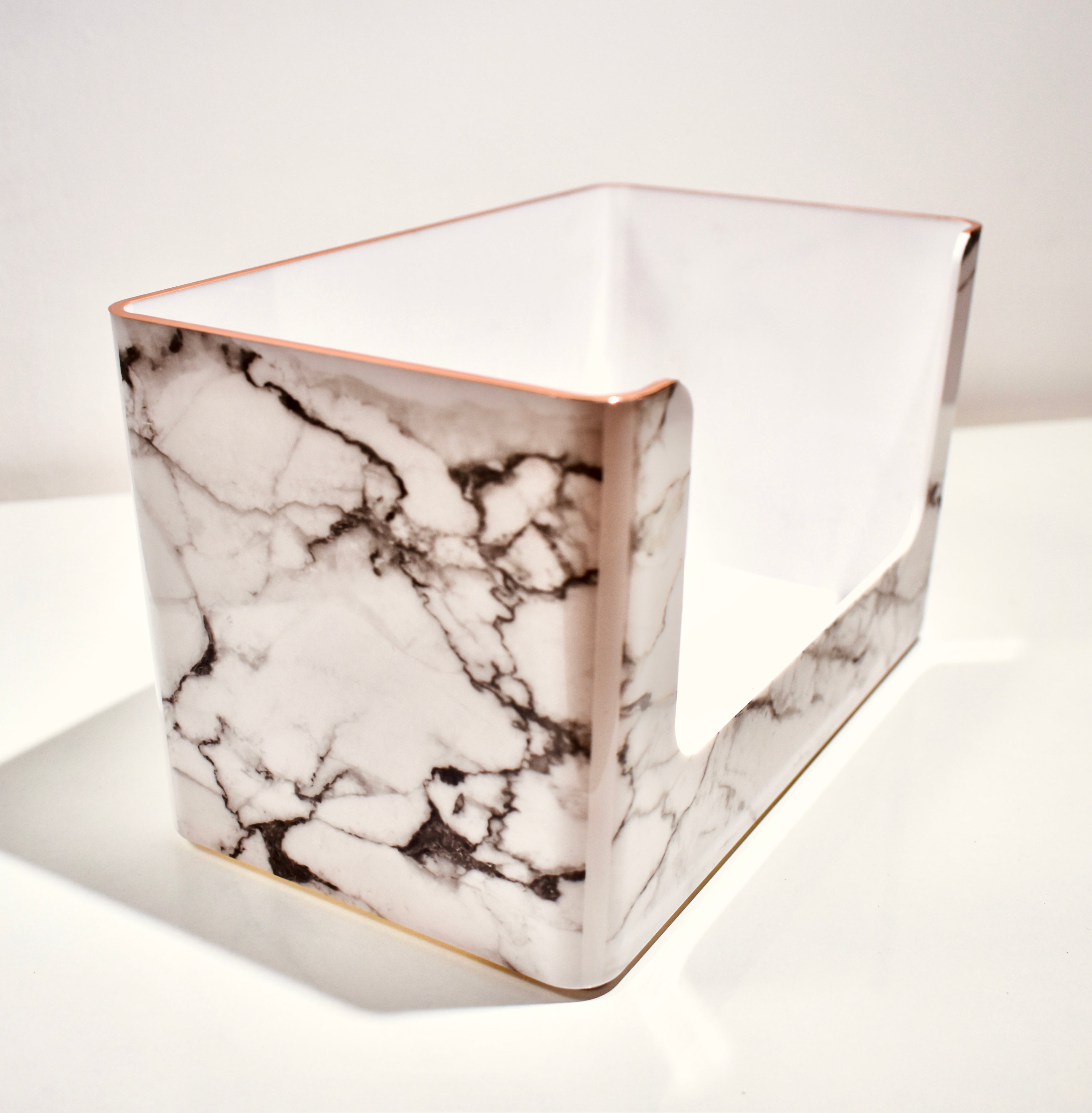 MARBLE SKIN CITY | MAKEUP ORGANISER - Omaara