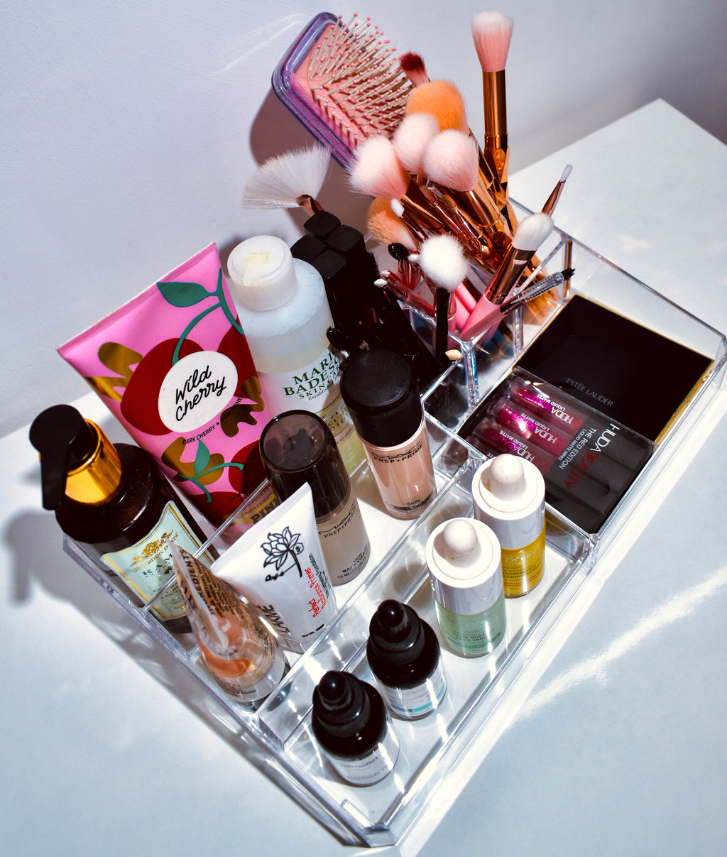 CLEAR SKIN CITY | MAKEUP ORGANISER - Omaara