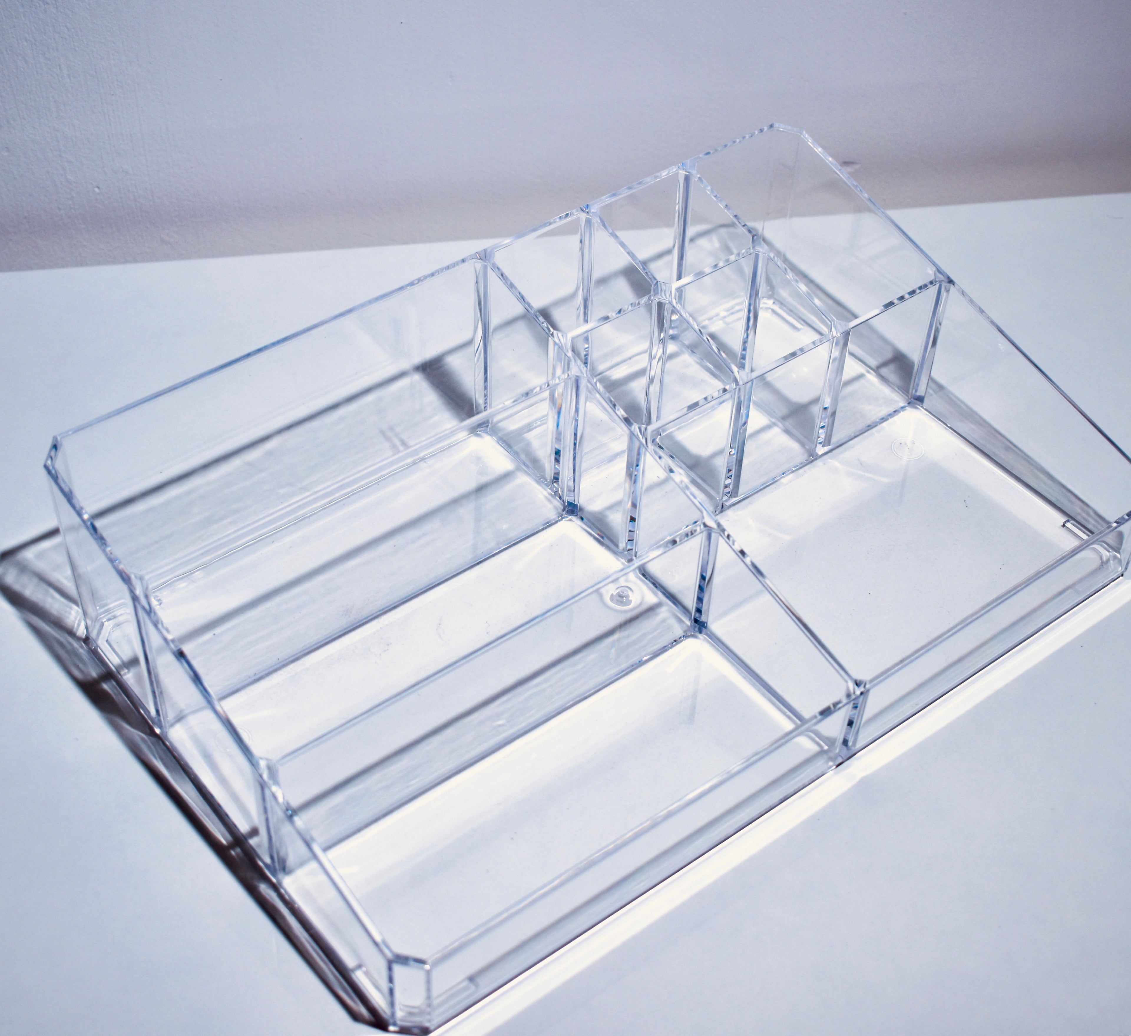 CLEAR SKIN CITY | MAKEUP ORGANISER - Omaara