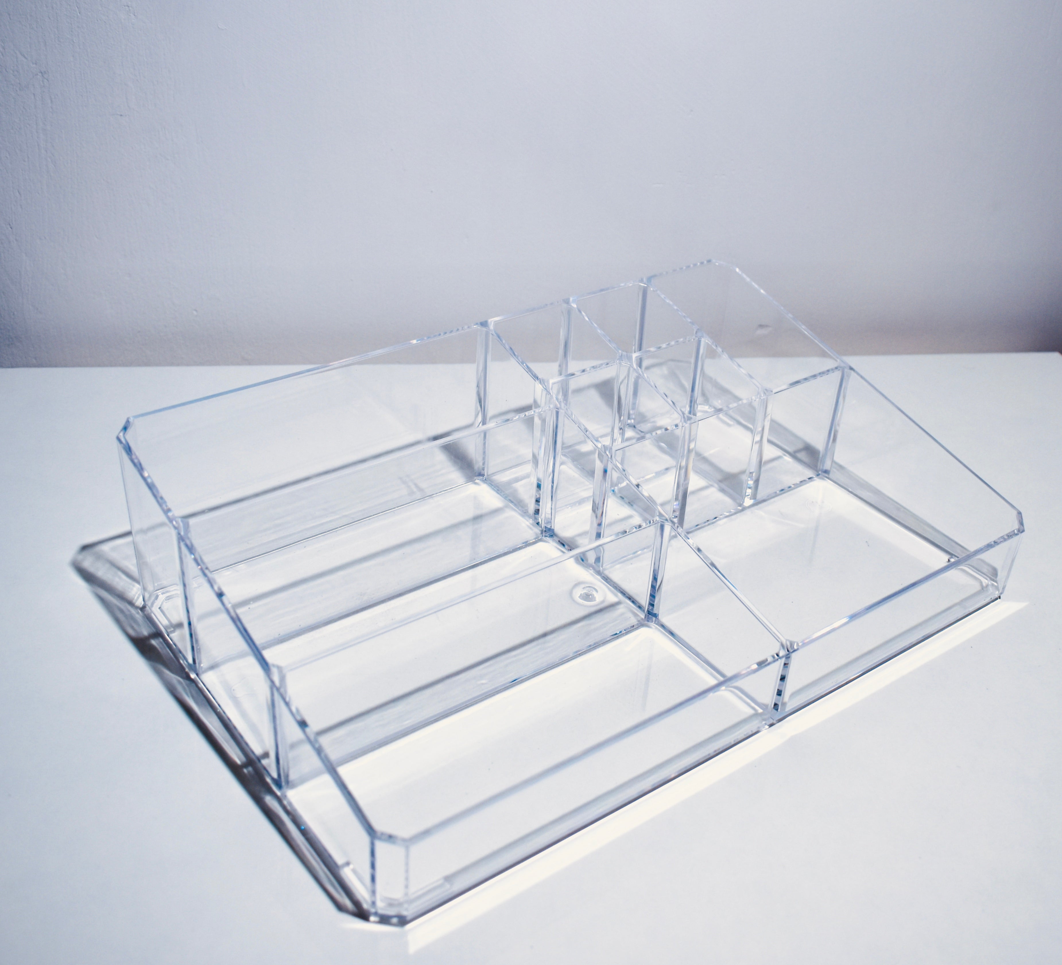 CLEAR SKIN CITY | MAKEUP ORGANISER - Omaara