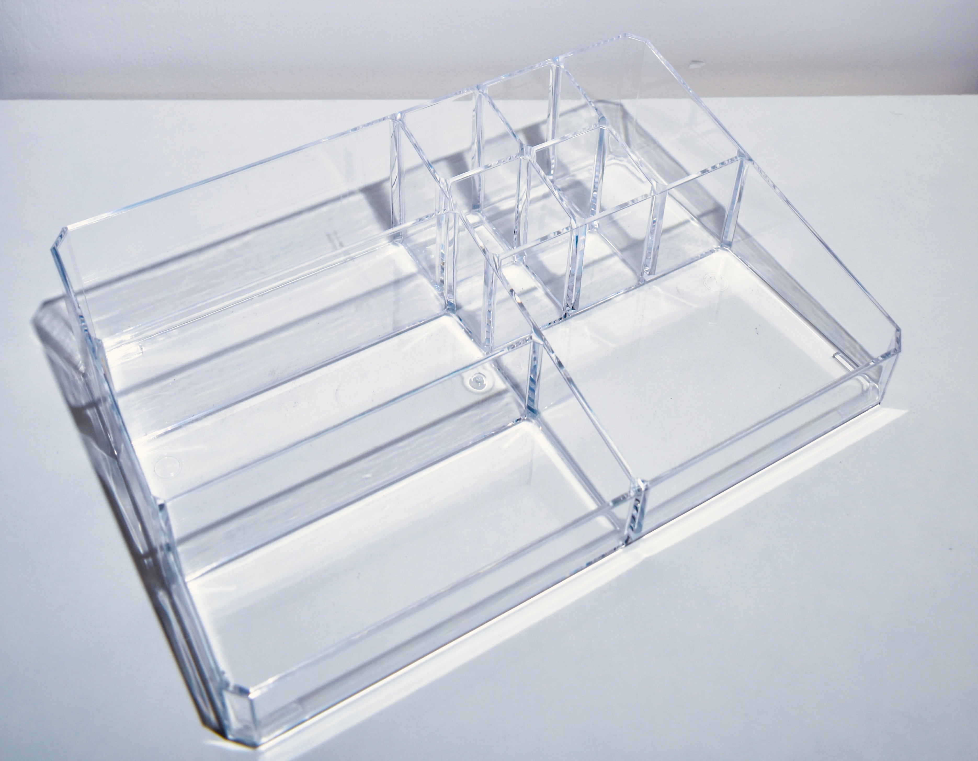 CLEAR SKIN CITY | MAKEUP ORGANISER - Omaara