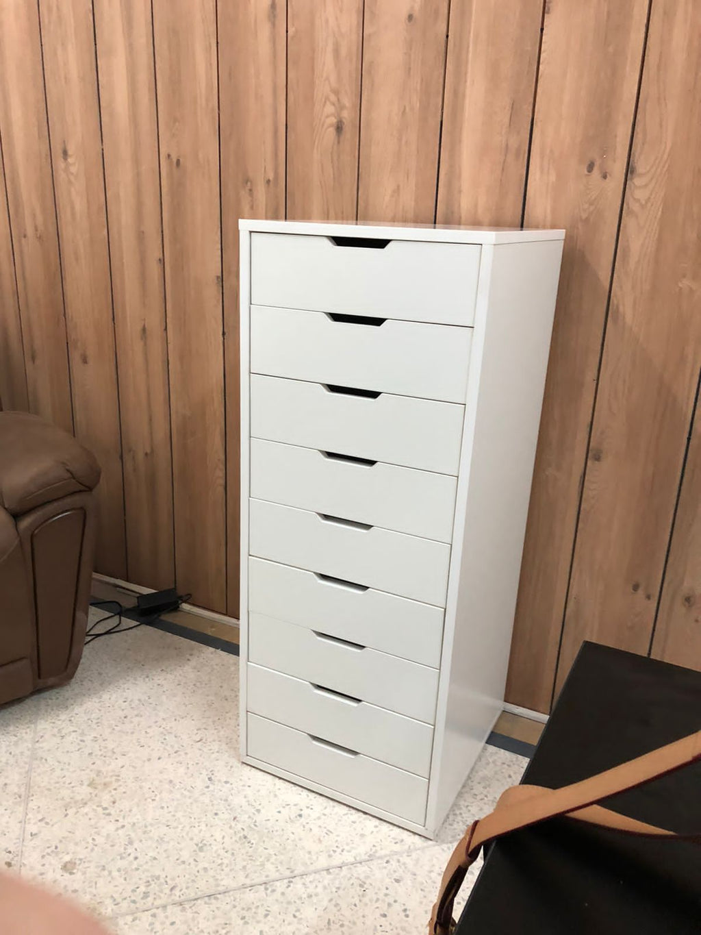 THE MAKEUP VAULT - Omaara