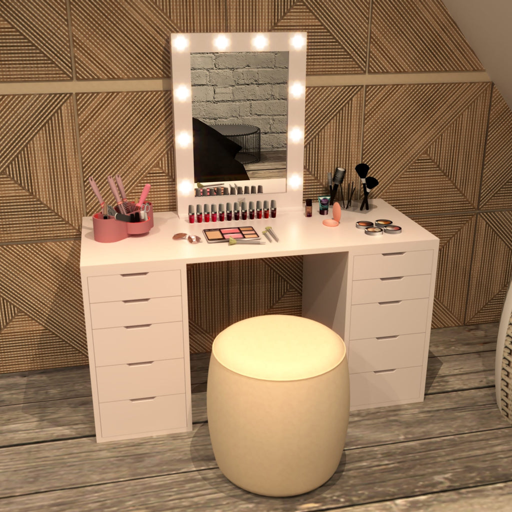 THE MAKEUP PRINCESS | MAKEUP VANITY WITH LED LIGHTS - Omaara