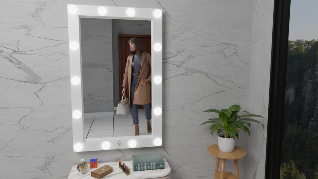 THE HOLLYWOOD TOWER | MAKEUP MIRROR WITH LED LIGHTS - Omaara