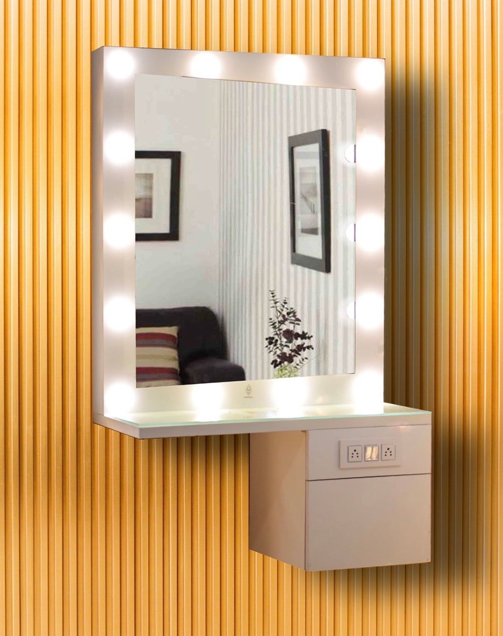 THE MAKEUP WIZARD | MAKEUP VANITY WITH LED LIGHTS - Omaara