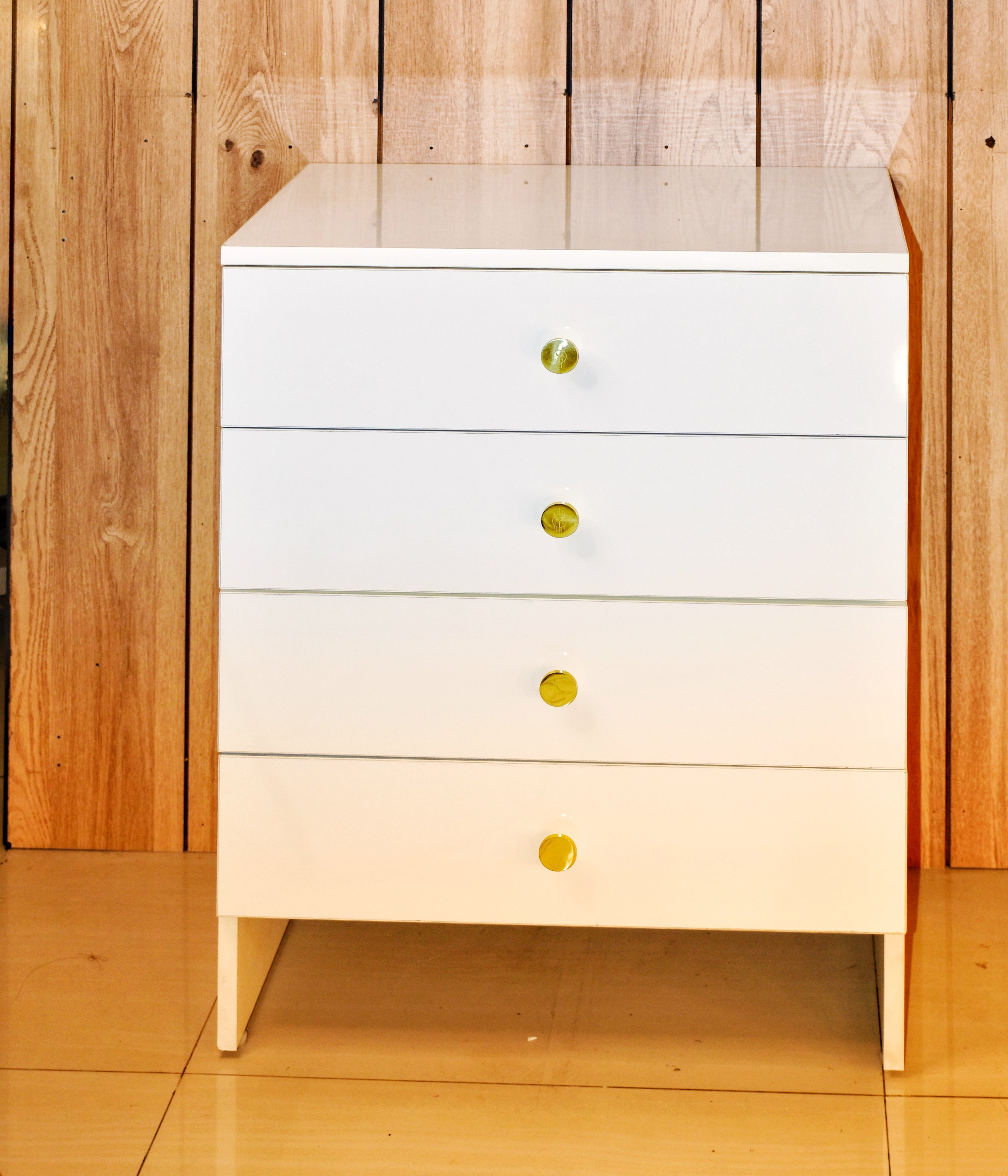 THE MAKEUP ADDICT ( Bedroom Drawers ) - Omaara