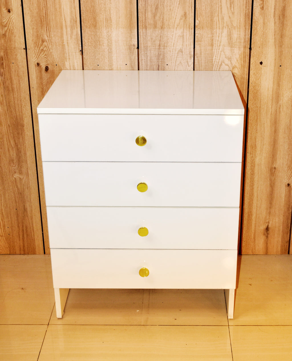 THE MAKEUP ADDICT ( Bedroom Drawers ) - Omaara