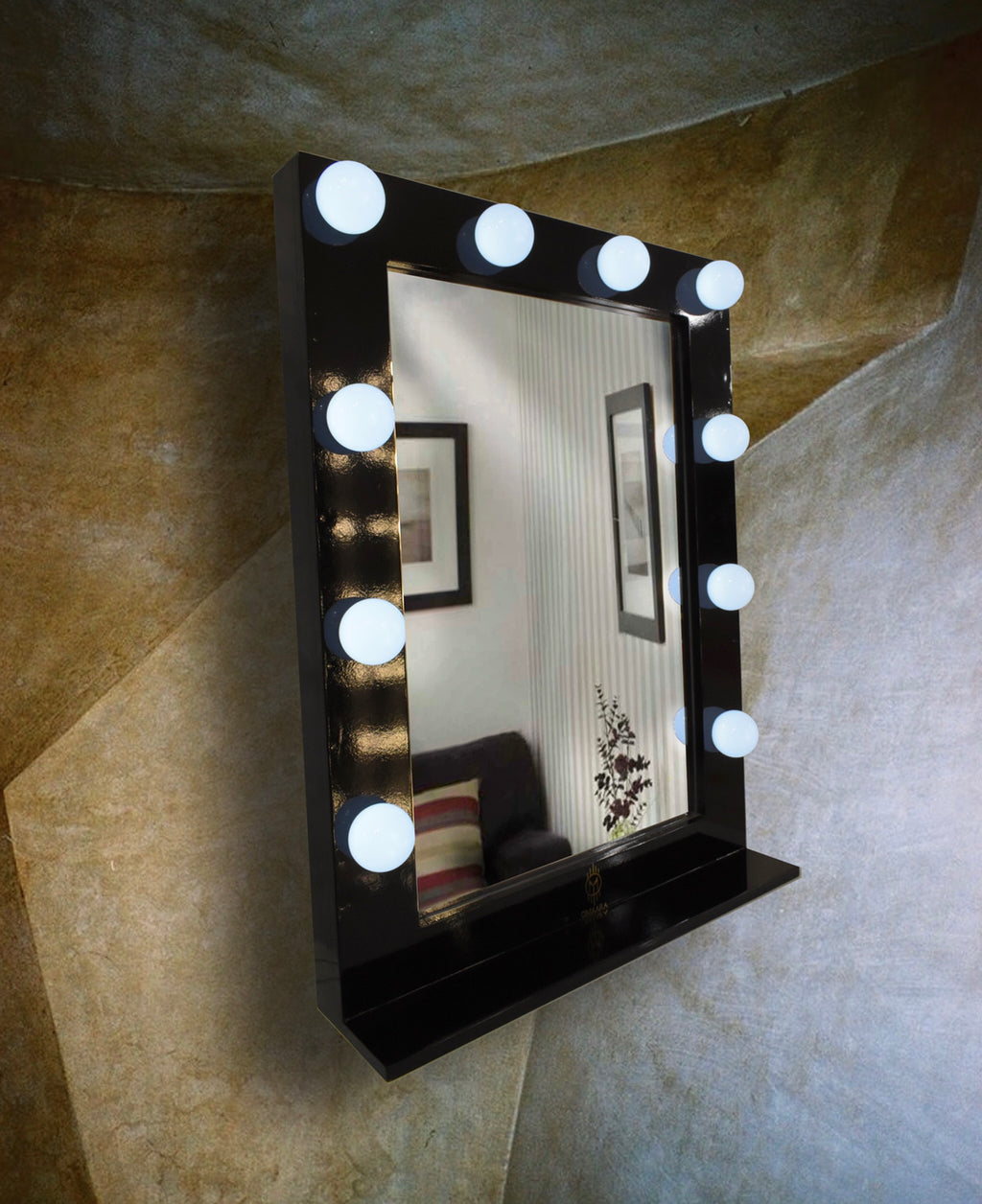 THE MAKEUP NINJA | HOLLYWOOD MIRROR WITH LED LIGHTS - Omaara