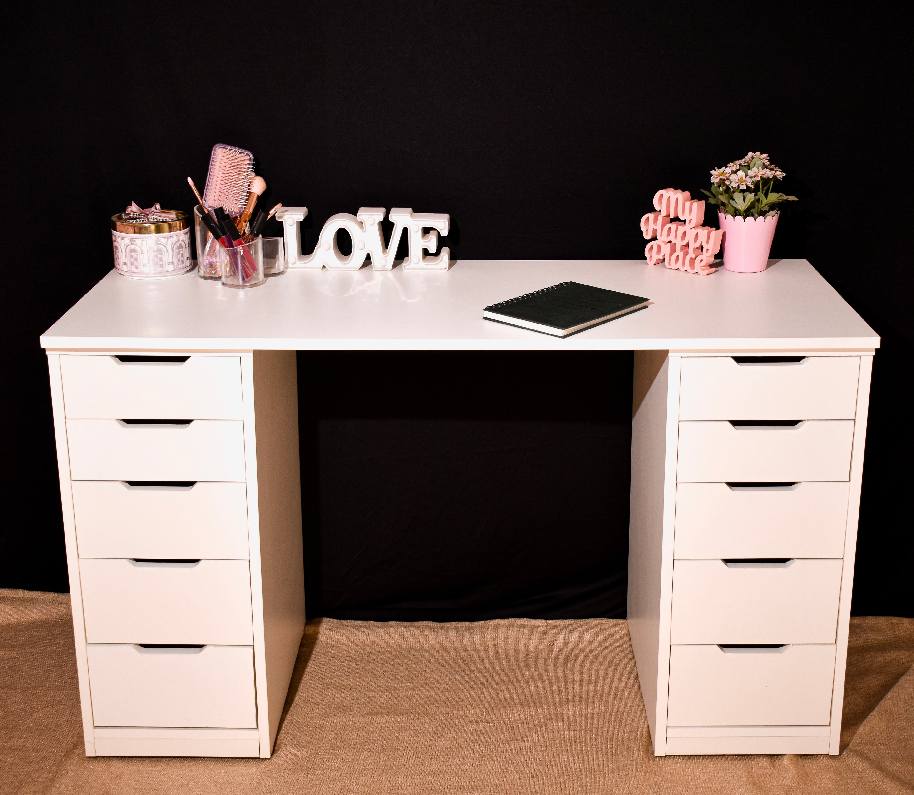 THE PRINCESS TABLE - Omaara