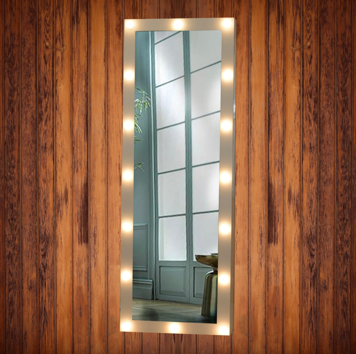 THE MAKEUP THUNDER | MAKEUP MIRROR WITH LED BULBS - Omaara