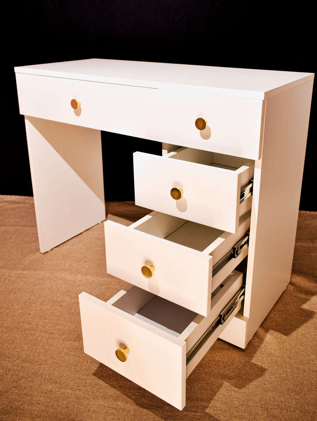 THE JUNKIE TABLE - Omaara